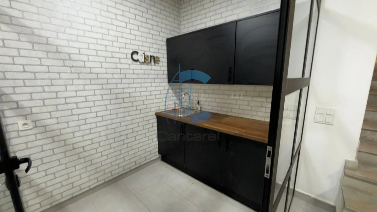 très beau bureau à louer paranfa - الدار البيضاء (3)