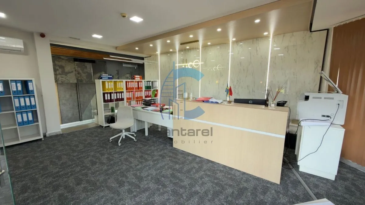 très beau bureau à louer paranfa - الدار البيضاء (2)