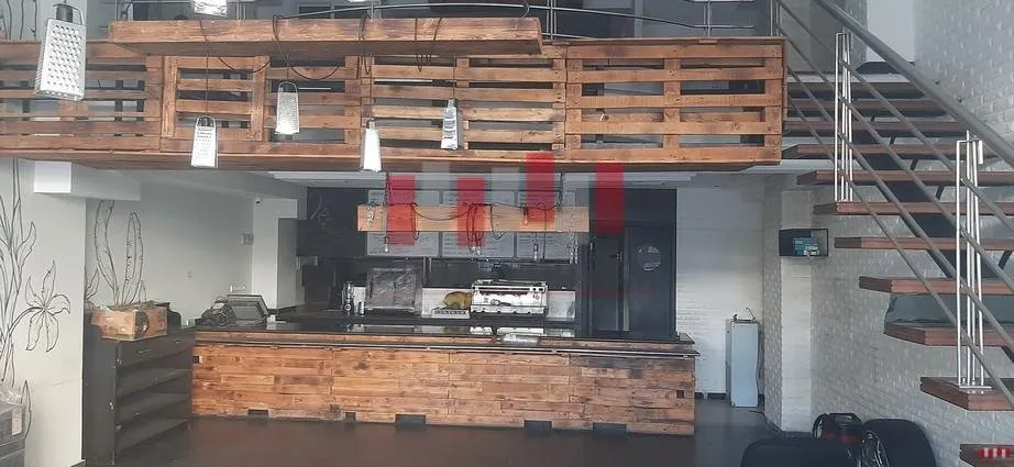 Restaurant aménagé et équipé en plein quartier gauthier de 140 m2   a la location - الدار البيضاء (2)