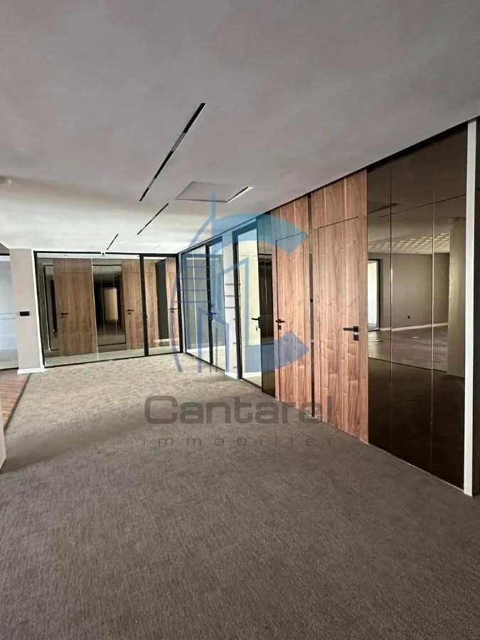 LOCATION BUREAU BOULEVARD D'ANFA - الدار البيضاء (2)