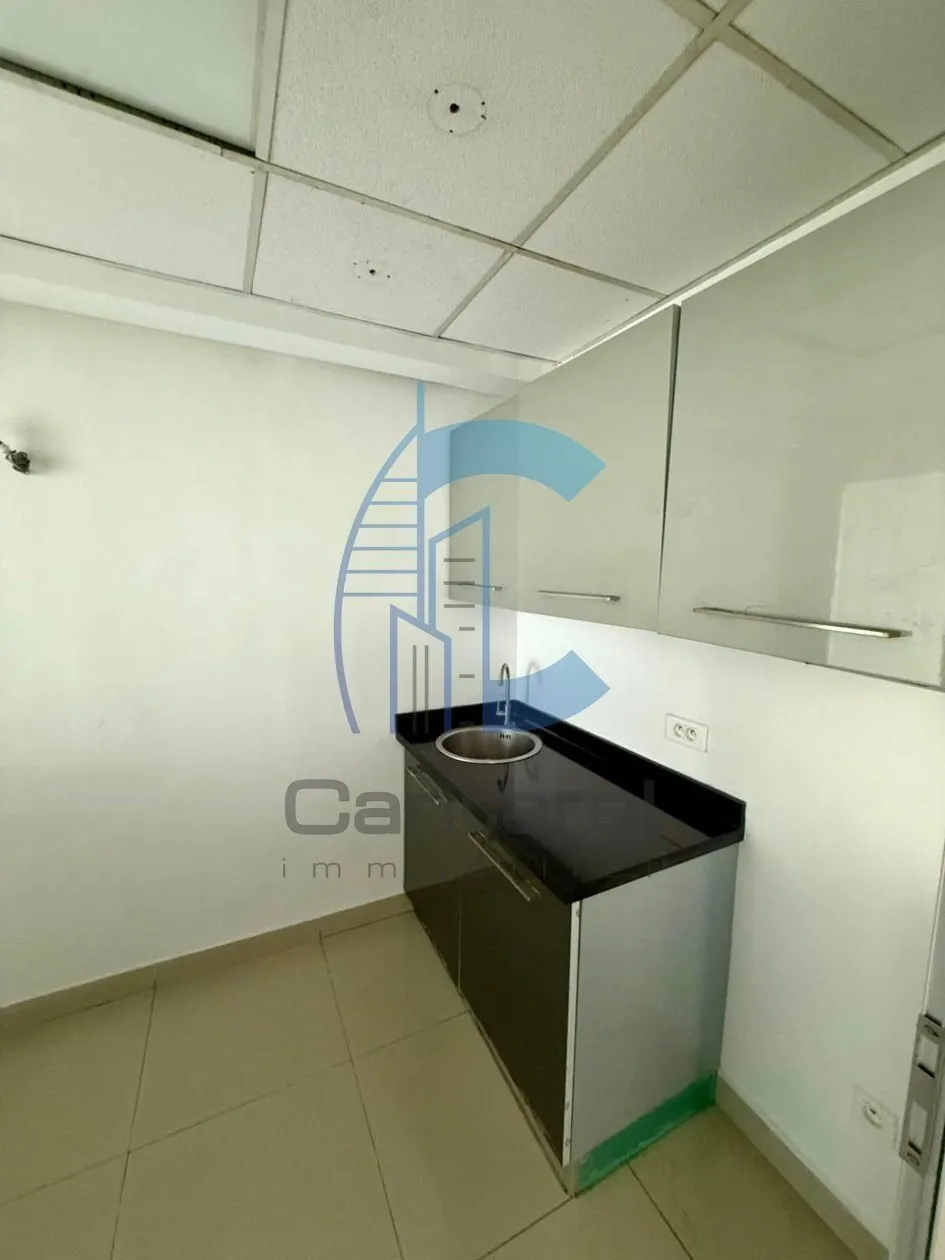 LOCATION SPAXIEUX BUREAU LA CORNICHE - الدار البيضاء (2)
