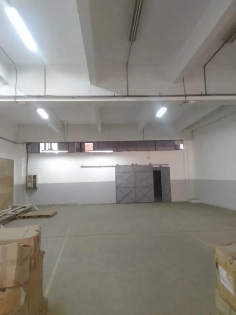 EXCELLENT RAPPORT QUALITE / PRIX  DEPOT INDUSTRIEL LISSASFA 350 m2 STOCKAGE OU PRODUCTION - الدار البيضاء