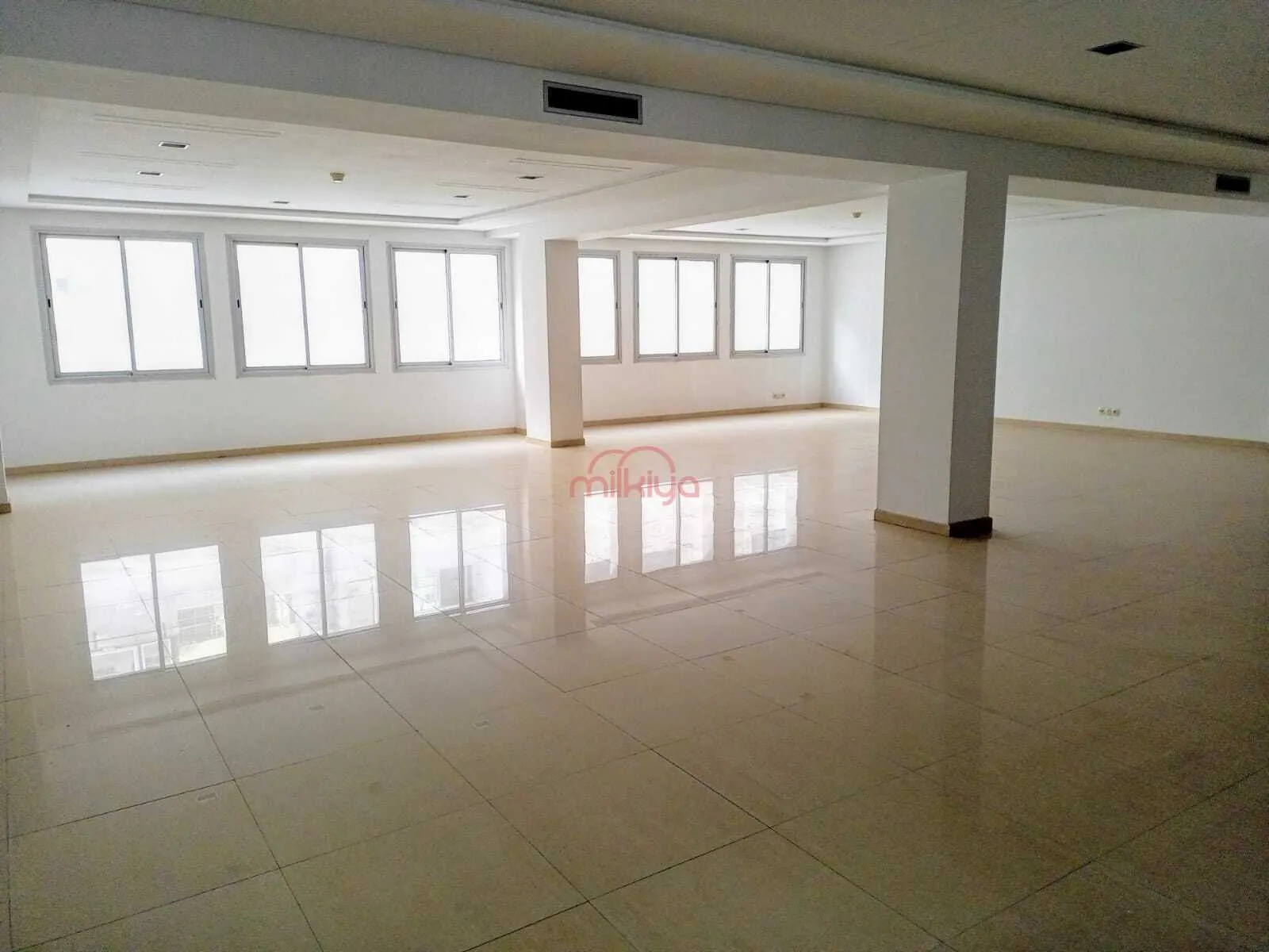 Location Bureau à Casablanca - الدار البيضاء