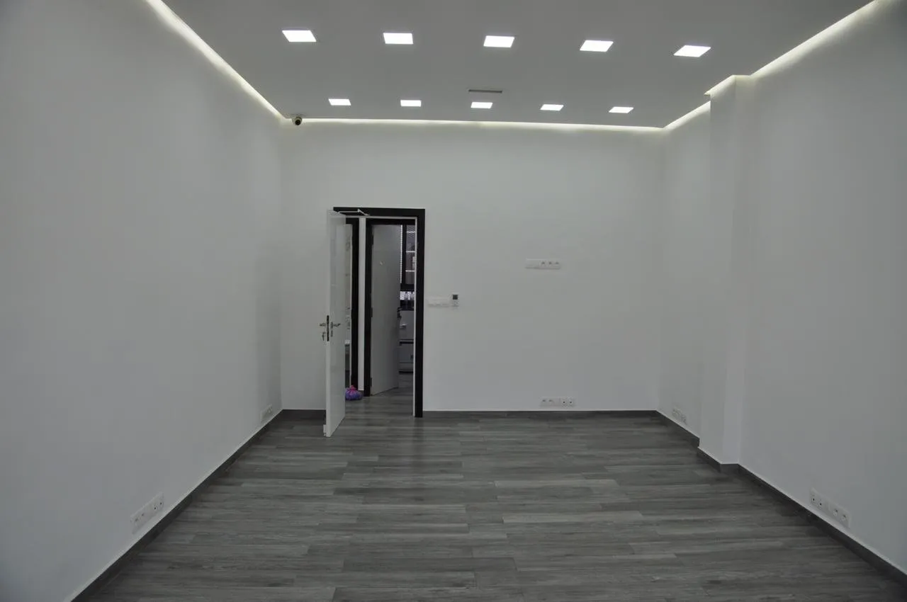 Bureau Equipé à louer au quartier des hopitaux - الدار البيضاء (4)