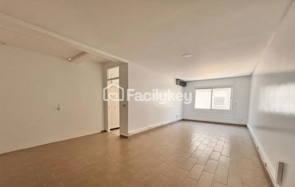 Bureau de 107 m² à Casablanca - الدار البيضاء (3)