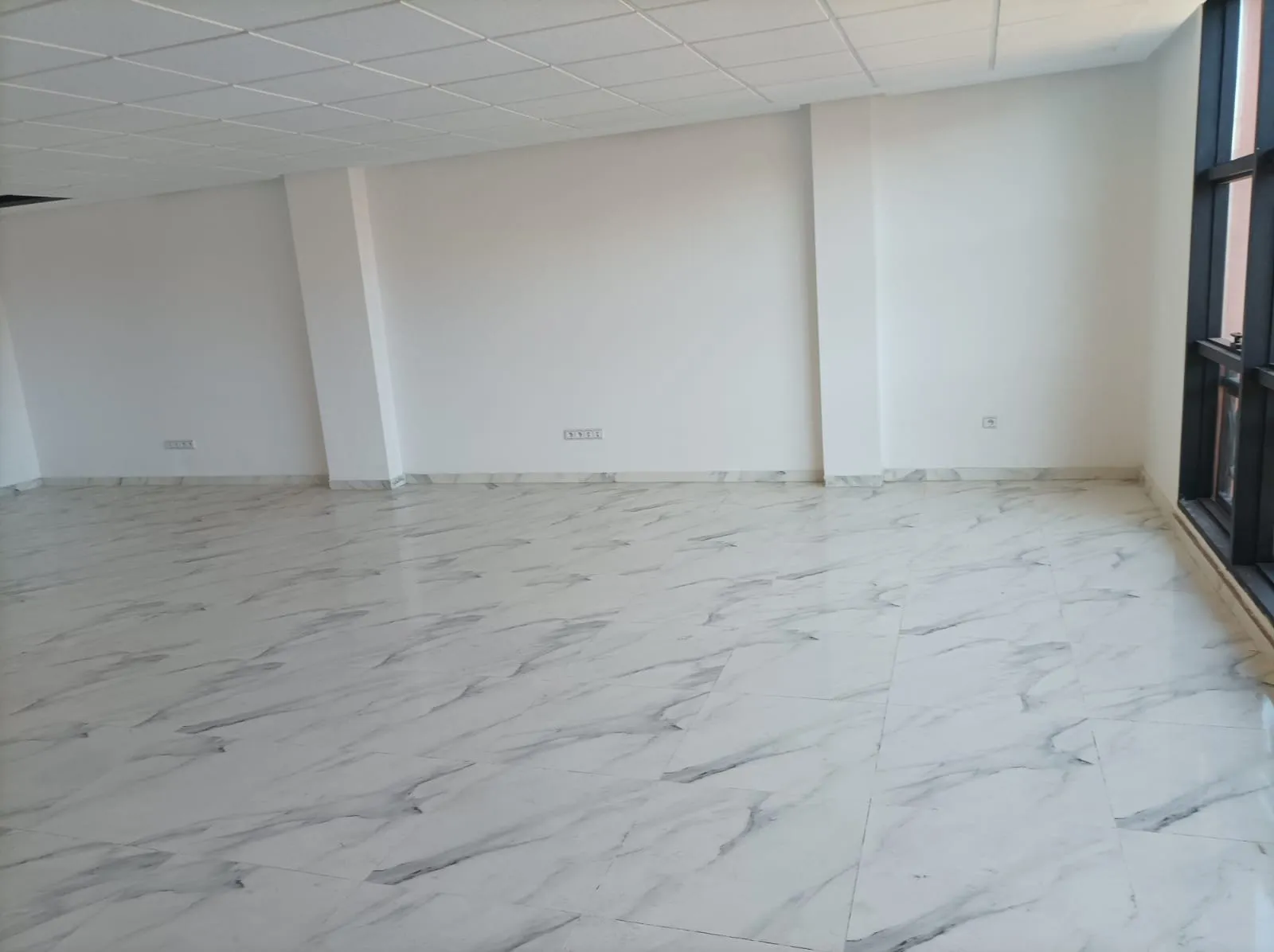 Plateau bureau à louer 54 m² Guéliz - مراكش (2)