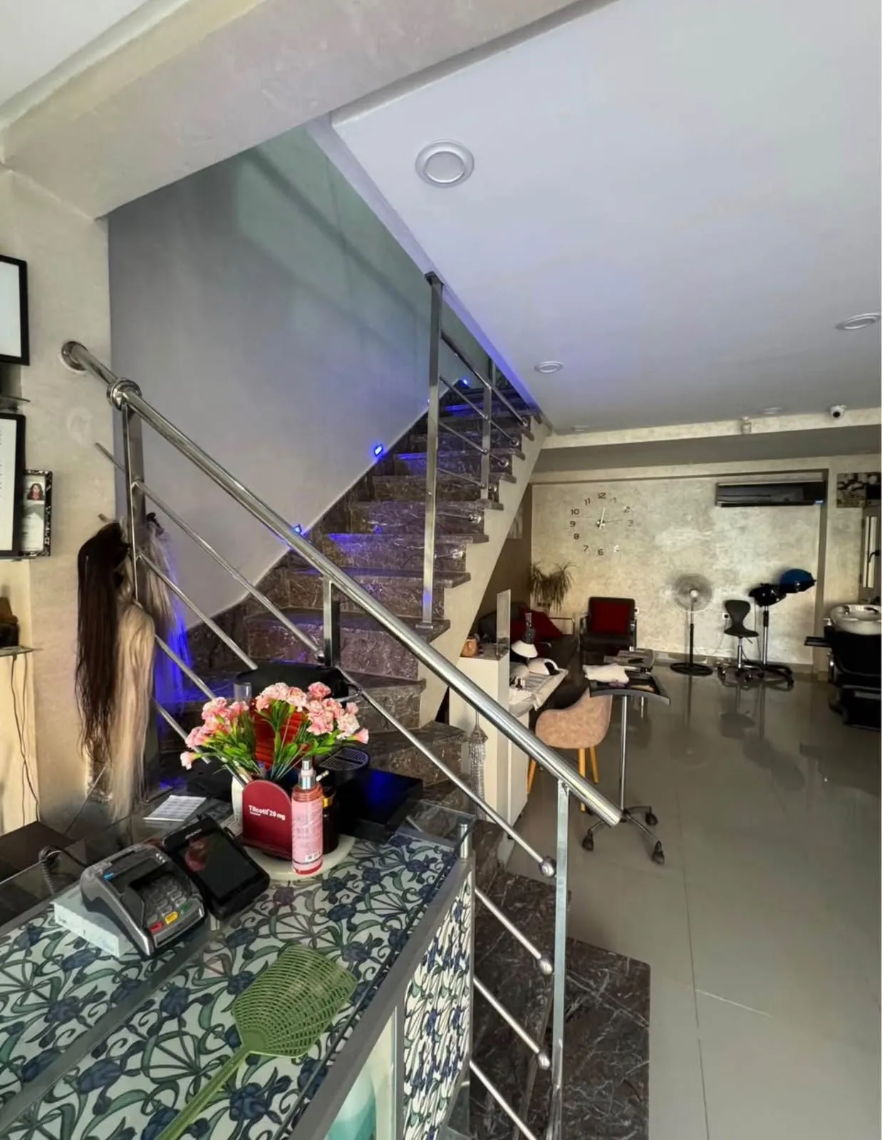 Centre d'esthétique SAROUT à vendre 74 m² Rte de Safi - مراكش (2)