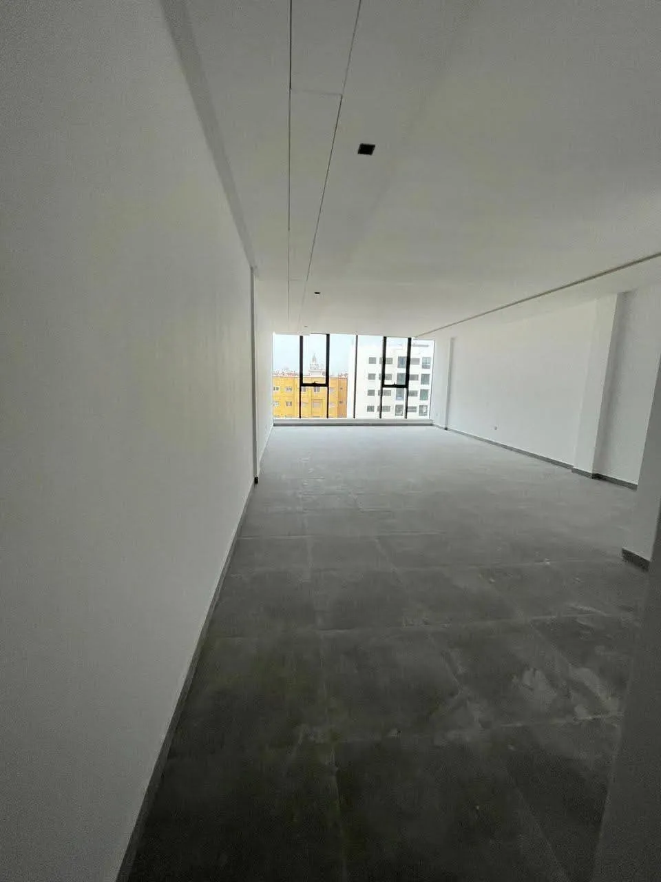 Bureau 58m² Bd Abdelmoumen 10000 dh - الدار البيضاء