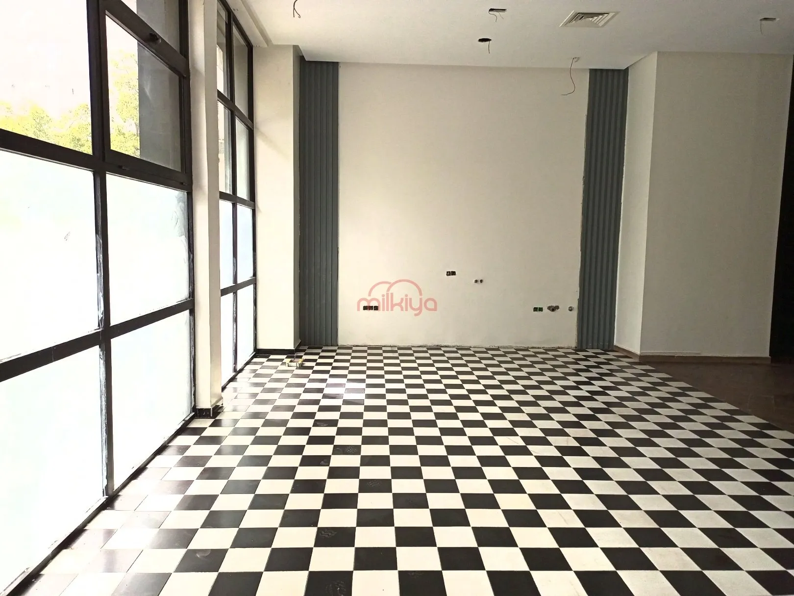 Location Local à Casablanca - الدار البيضاء (2)
