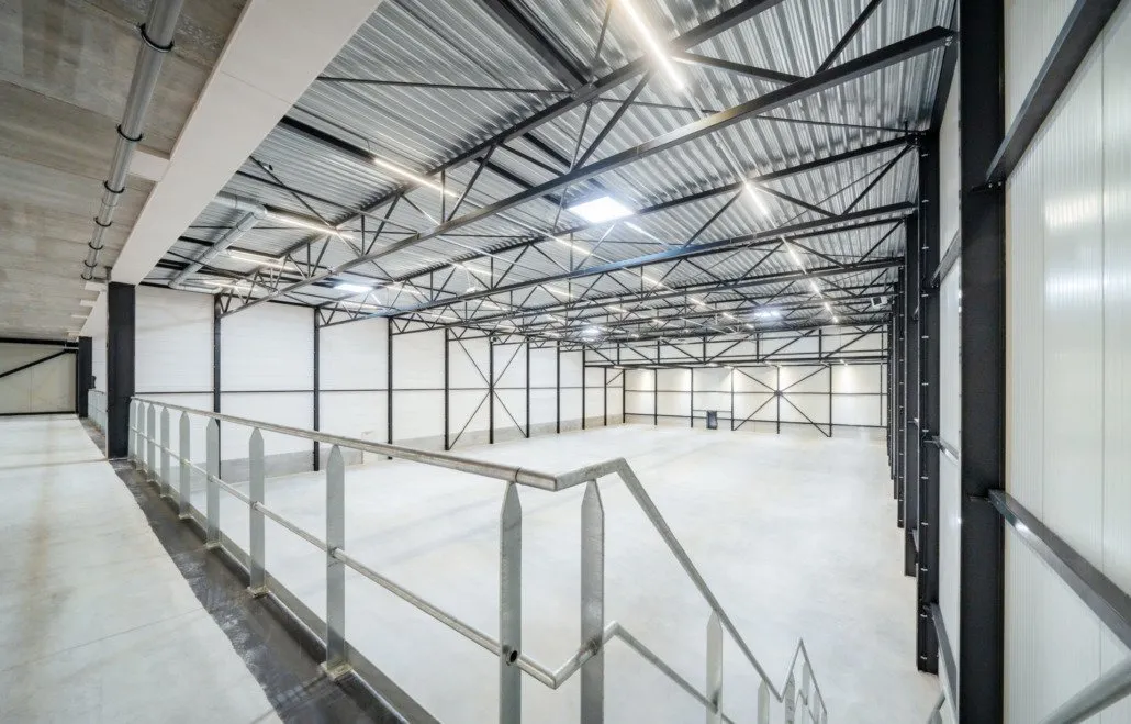 Bâtiment industriel neuf de 1.446 m de surface utile a la location situé zone industrielle Ain Sebaa - الدار البيضاء (2)