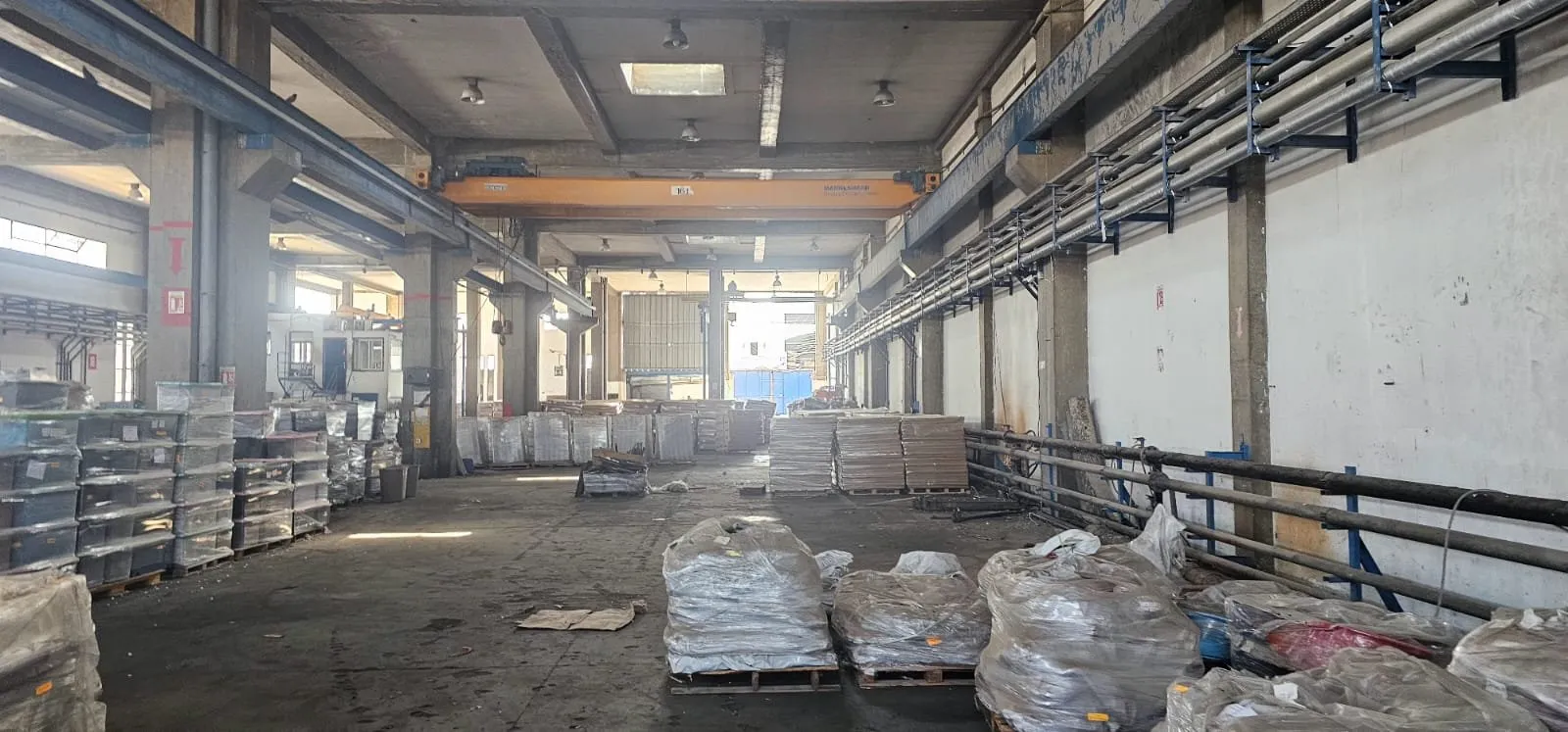 Usine industrielle de 2.500 m2 de surface couverte + 1.500 m de surface non couverte avec 1.000 KVA de puissance électrique en plein zone industrielle de Oulad ziane Ain sebaa a la location - الدار البيضاء (3)