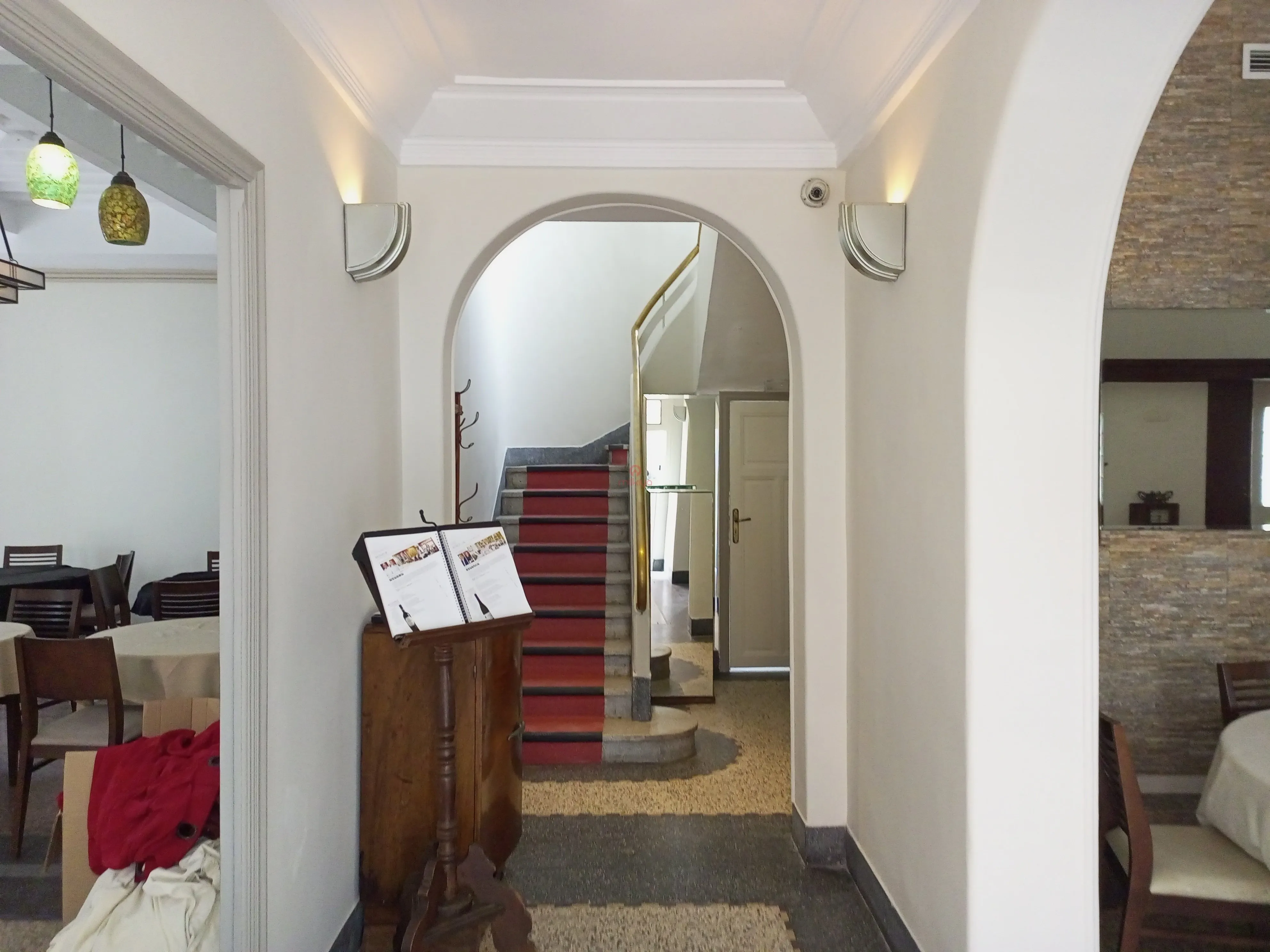 Location Local à Casablanca - الدار البيضاء (2)
