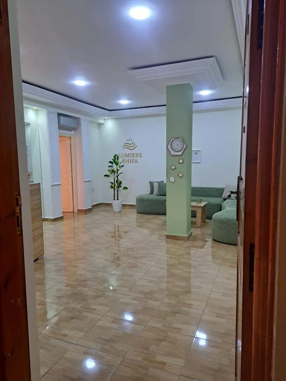 Salon d'est thèque à louer 60 m² Gueliz - مراكش (2)