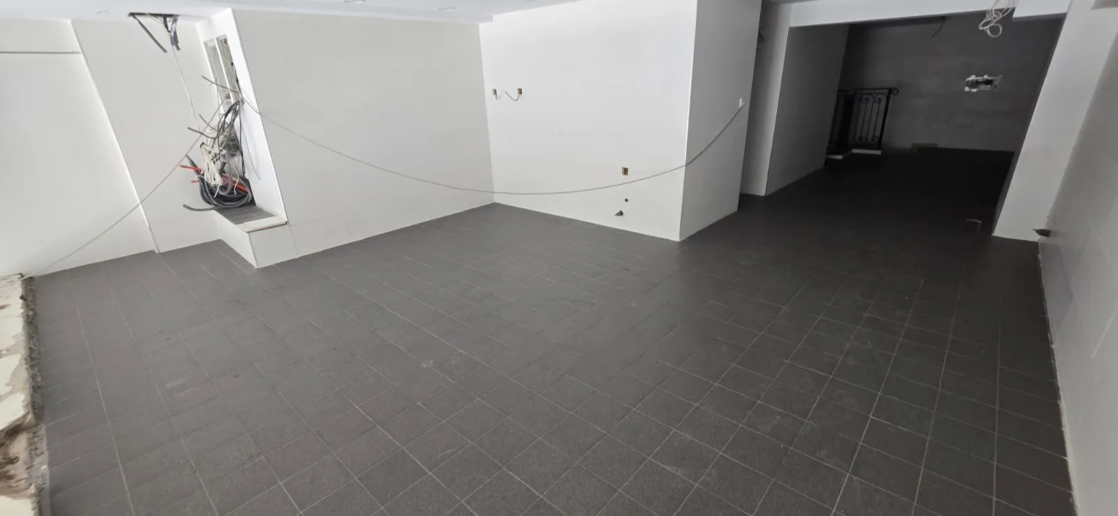 Local commercial de 150m2 à la location - Racine - الدار البيضاء (3)