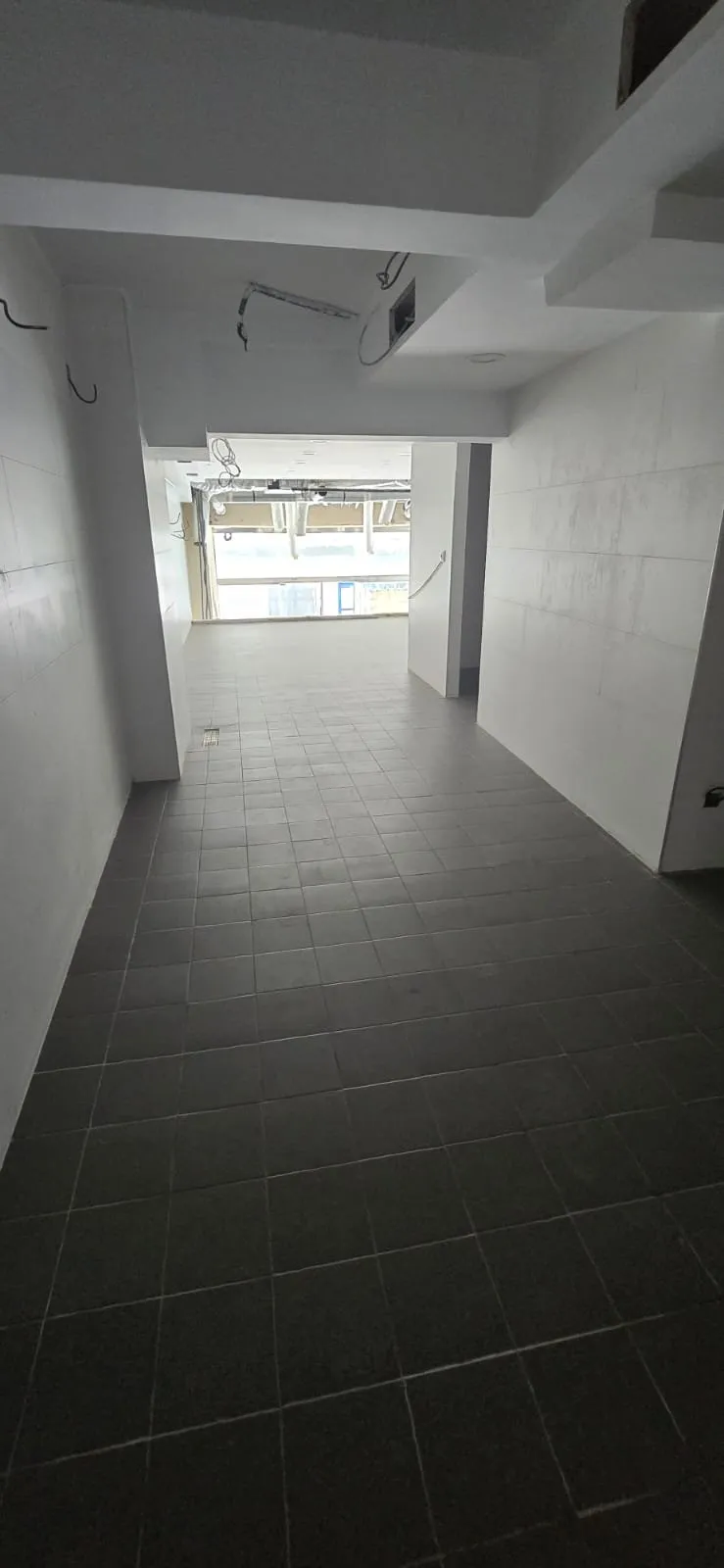 Local commercial de 150m2 à la location - Racine - الدار البيضاء