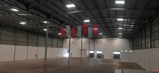 Usine industrielle de 4040 m2 de surface utile aux normes internationales a la location au sein du parc Sapino Nouasser - الدار البيضاء