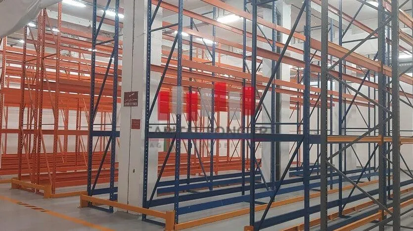 Hangar industriel de 5.000 m en plein bld mly ismail ain sebaa a la location idéal pour stockage ou production - الدار البيضاء (3)