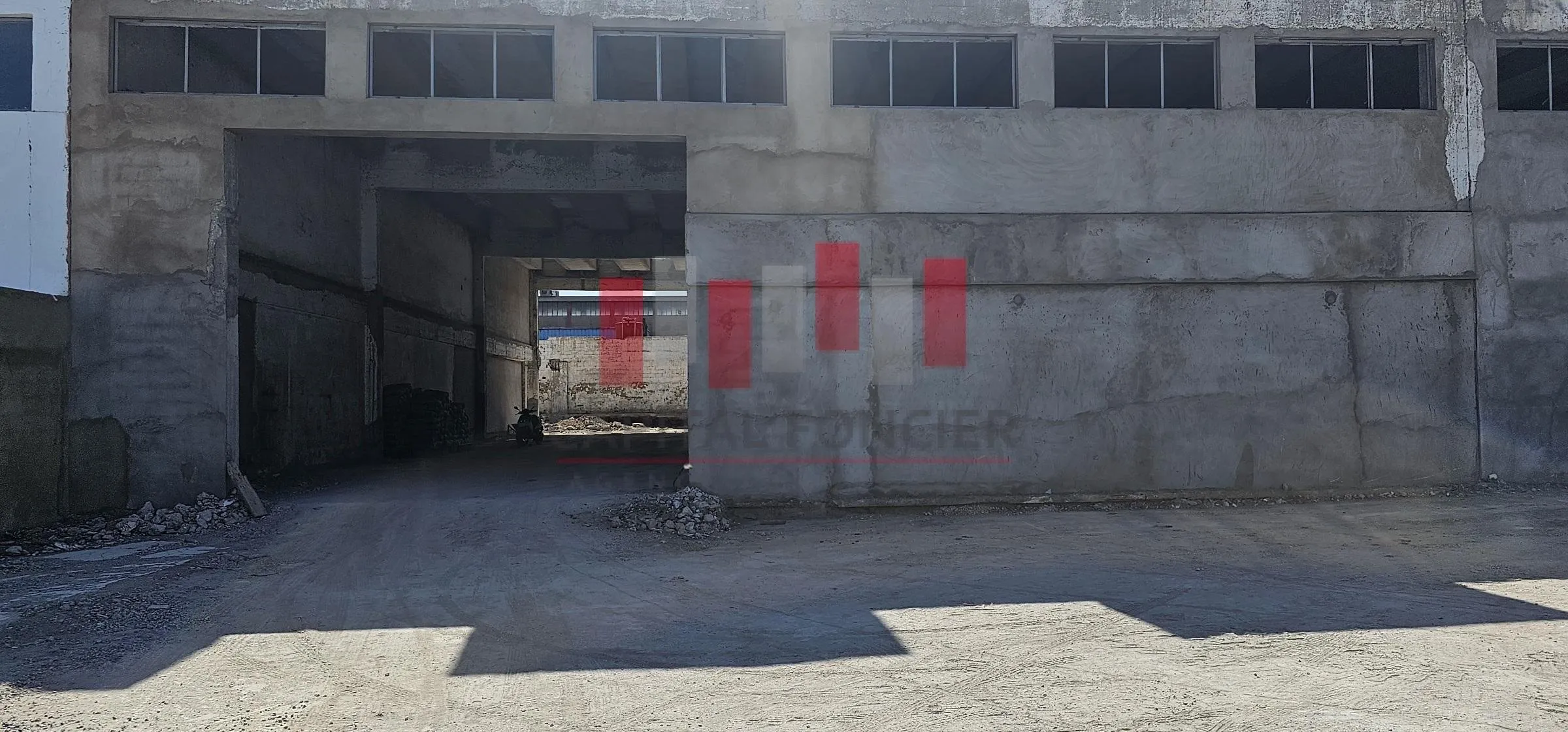 Hangar industriel de 4800 m de surface idéal pour production ou stockage a ain sebaa a la location - الدار البيضاء (3)