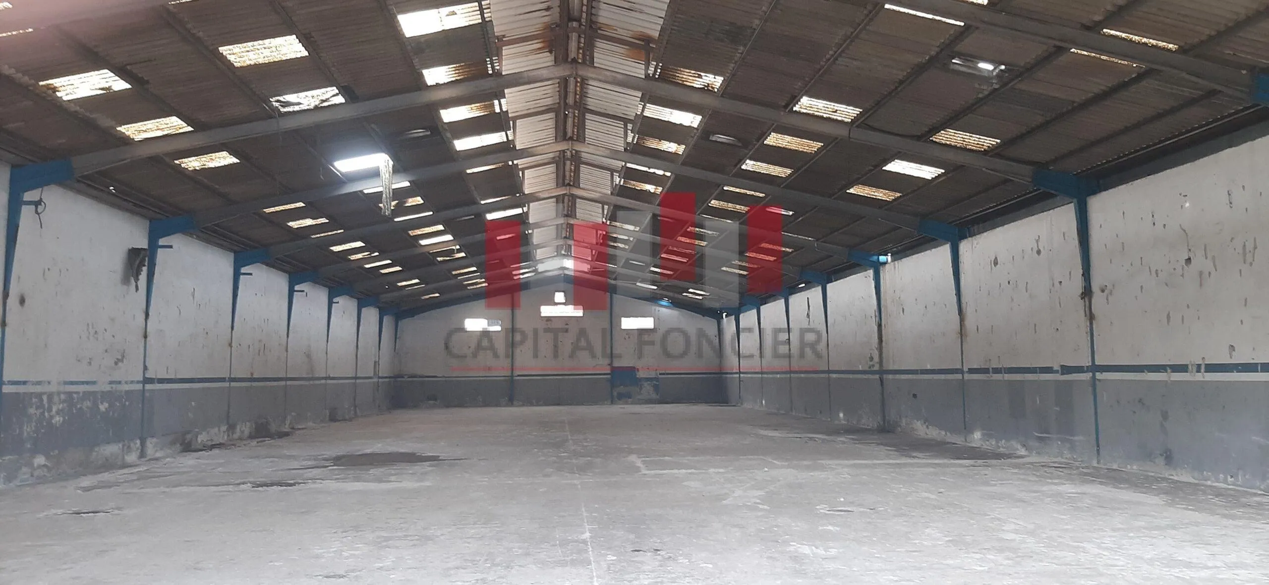 Hangar industriel de 1.280 m2 de surface couverte au sol a la location a ain sebaa - الدار البيضاء