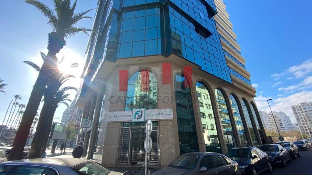 Local commercial de 325m2 à la location Bd Mly Youssef - الدار البيضاء