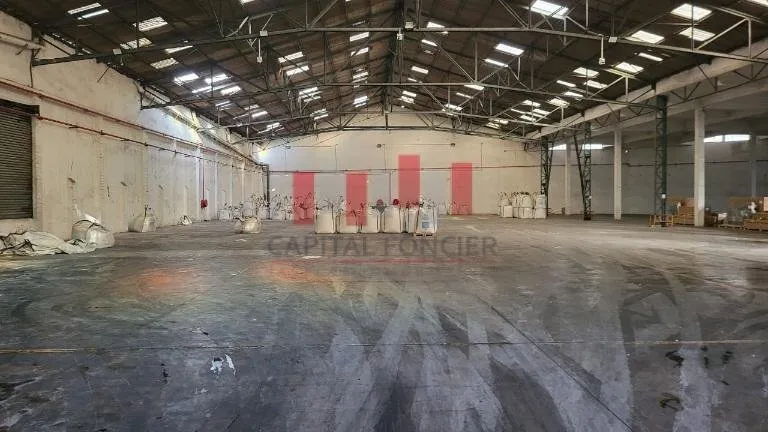 Unité industrielle de 4.650 m2 de surface couverte a la location  a ain sebaa  idéal pour stockage uniquement - الدار البيضاء (3)