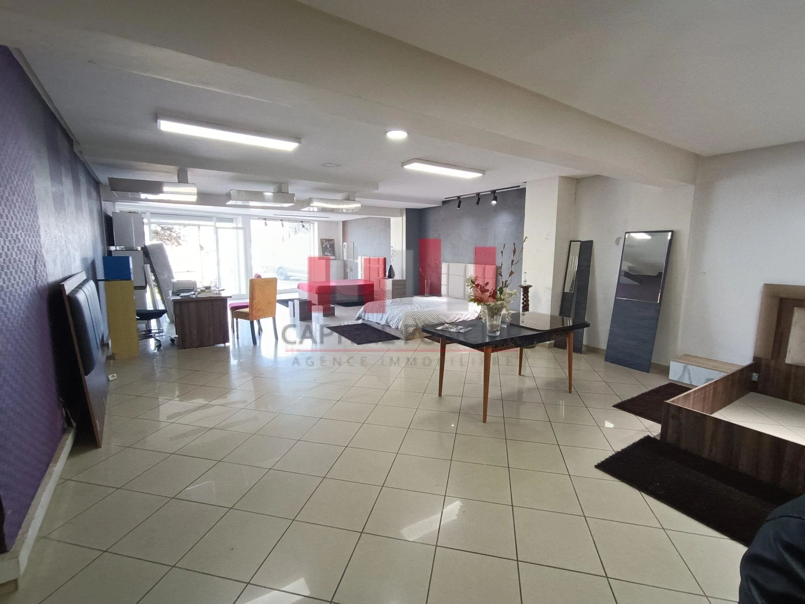 Local commercial 277m2 à la location Bd Oum Rabiî - الدار البيضاء (2)