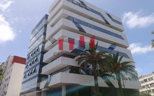 Exclusivité local commercial premium de 526 m la façade sur Moulay Youssef est de 21 m linéaire et celle de Ziraoui est de 10 m  linéaires a la location - الدار البيضاء