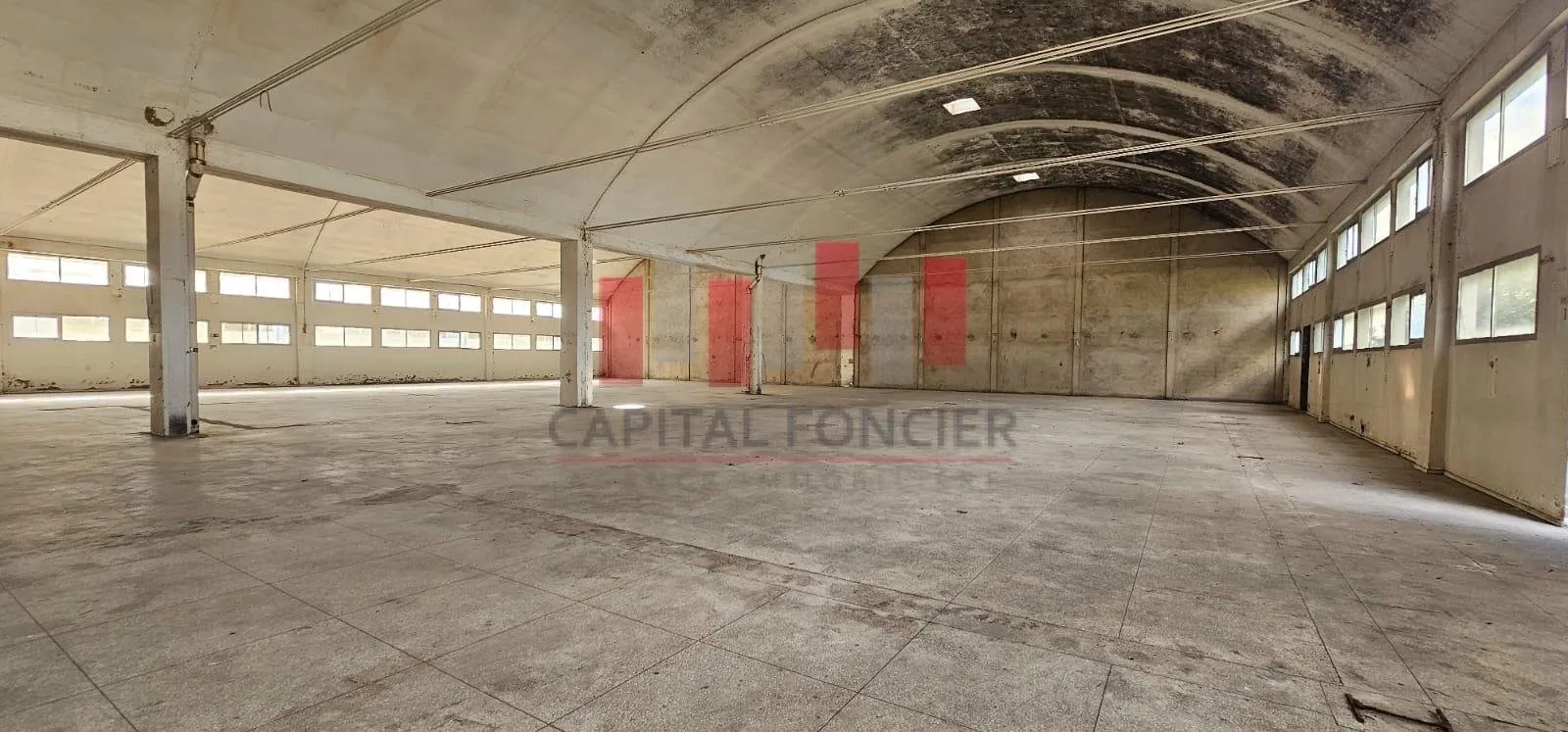 Usine industrielle de 4.200 m de surface utile a la location zone industrielle de ain sebaa - الدار البيضاء