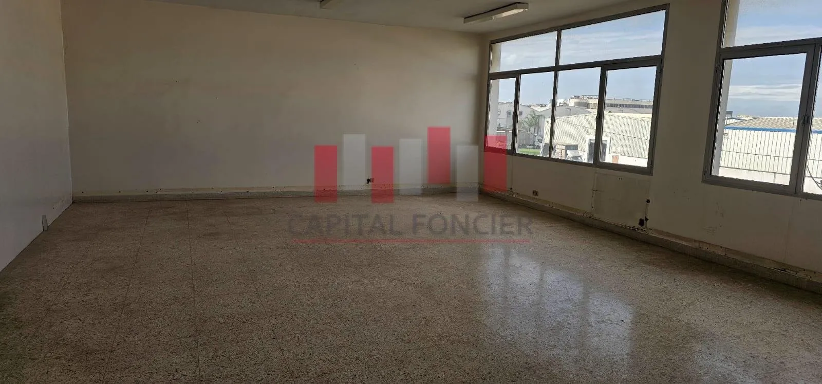 Usine industrielle de 4.200 m de surface utile a la location zone industrielle de ain sebaa - الدار البيضاء (2)
