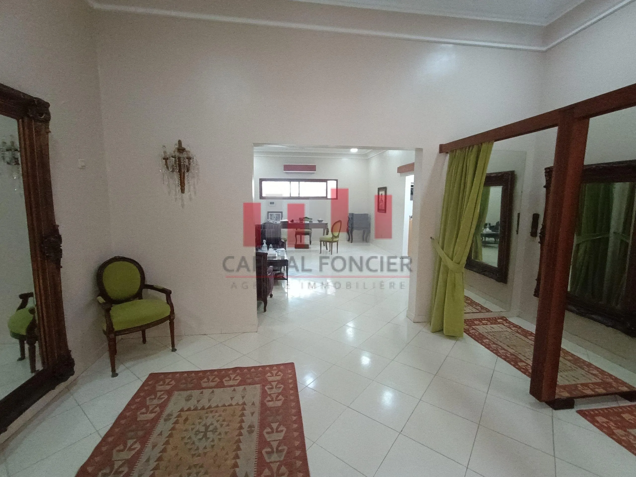 Local commercial de 102m2 parallèle au Bd Ghandi à la location - الدار البيضاء (4)