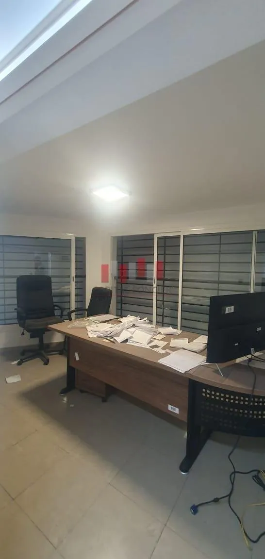 Splendide local commercial de 220m2 à la location dans une rue passante à Gauthier - الدار البيضاء (3)