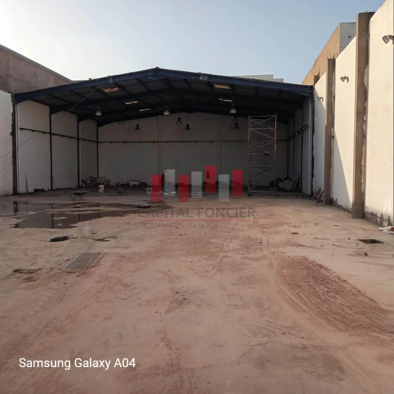 Hangar industriel de 1.000 m de surface couverte a la location zone industrielle sapino - الدار البيضاء