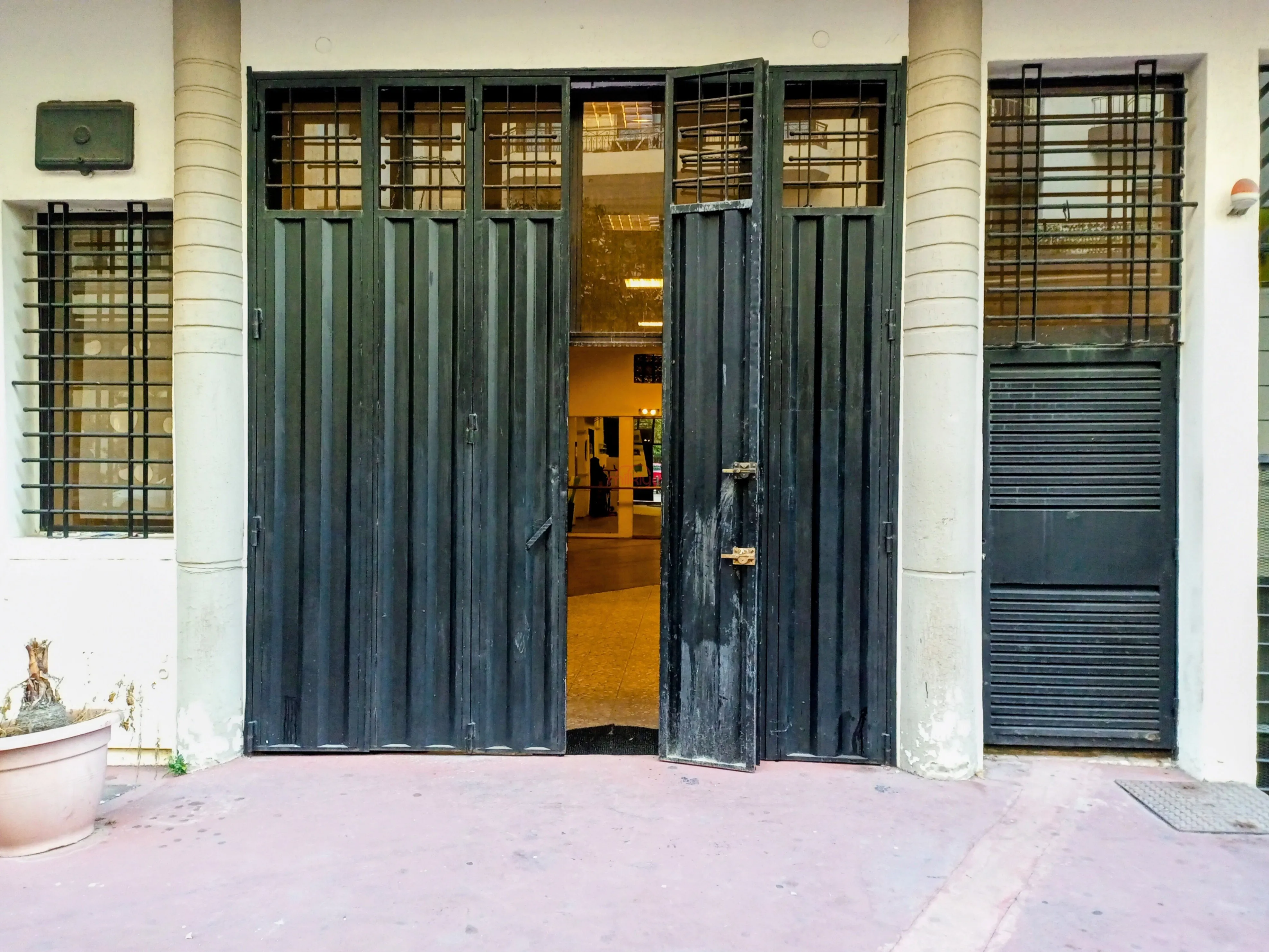 Location Local à Casablanca - الدار البيضاء (3)