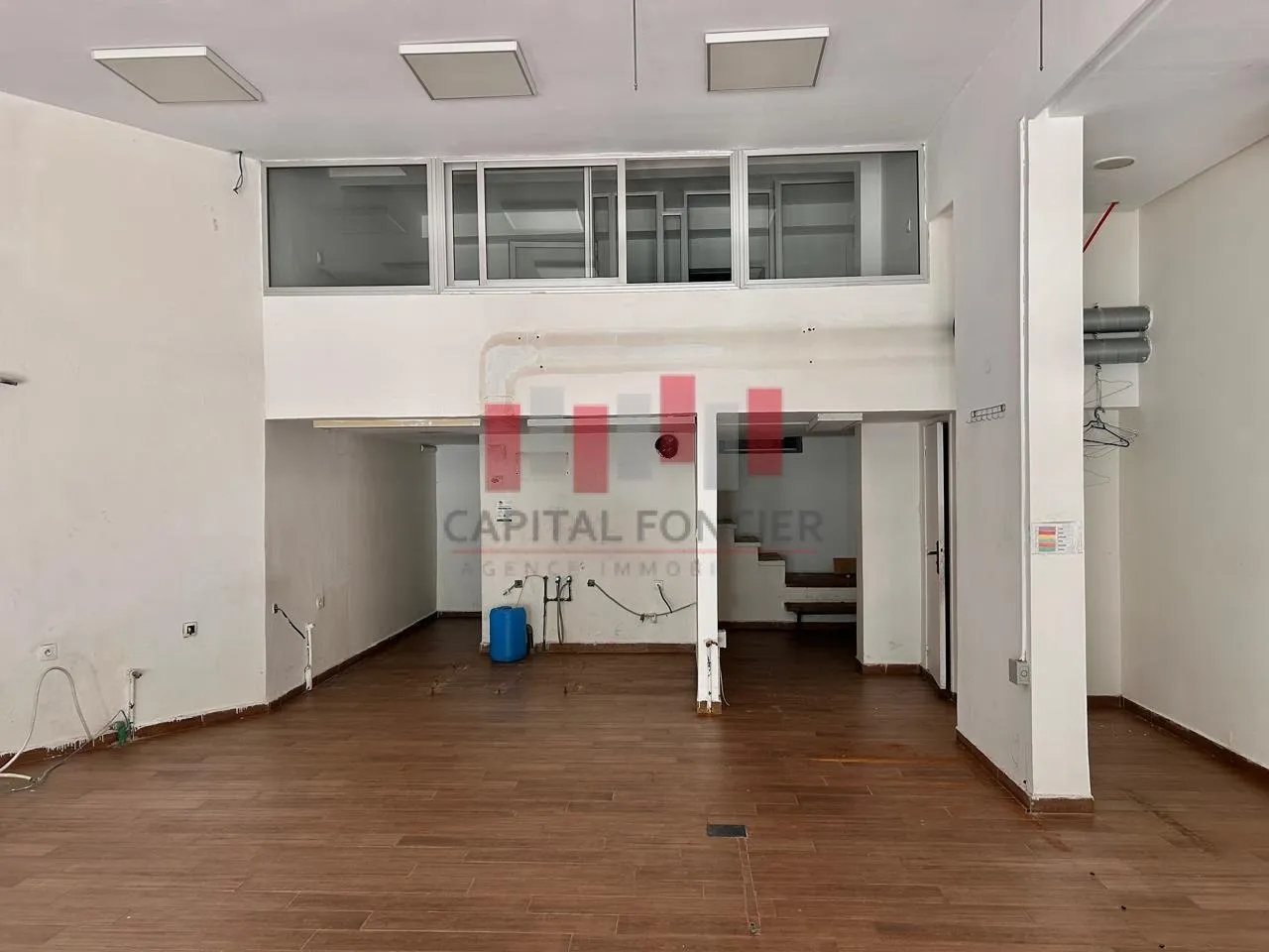 Magasin premium de 233m2 à la location à Racine - الدار البيضاء