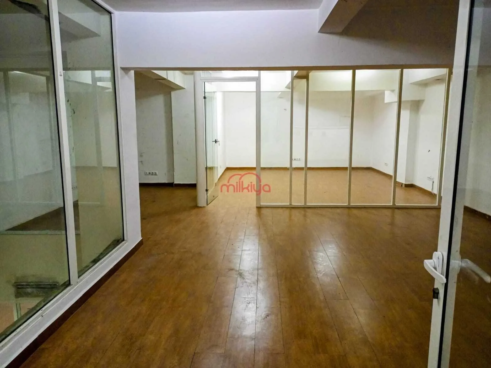 Location Local à Casablanca - الدار البيضاء (3)
