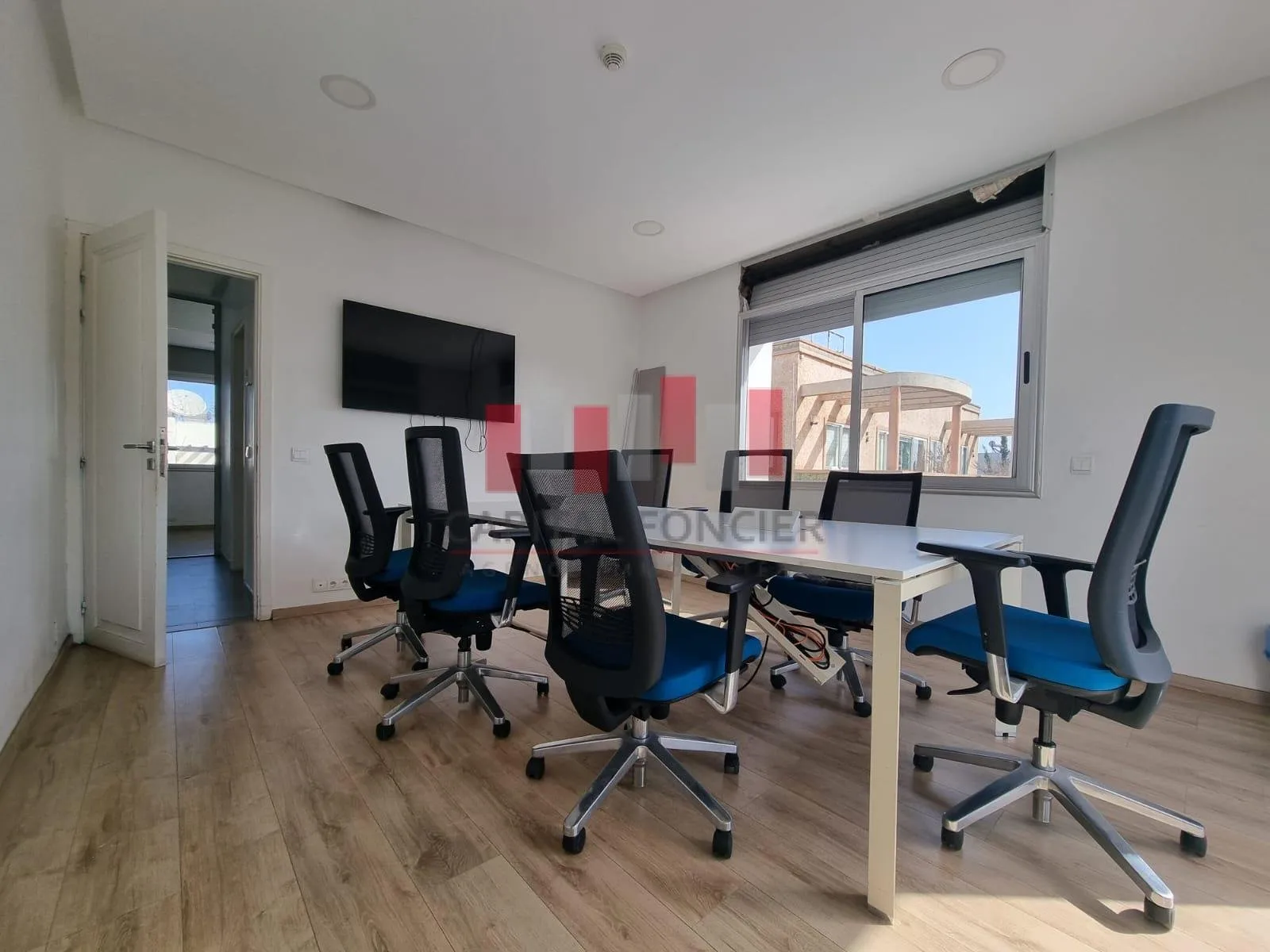 Villa a usage professionnel de 450 m de surface utile a la location en plein quartier Anfa - الدار البيضاء (2)