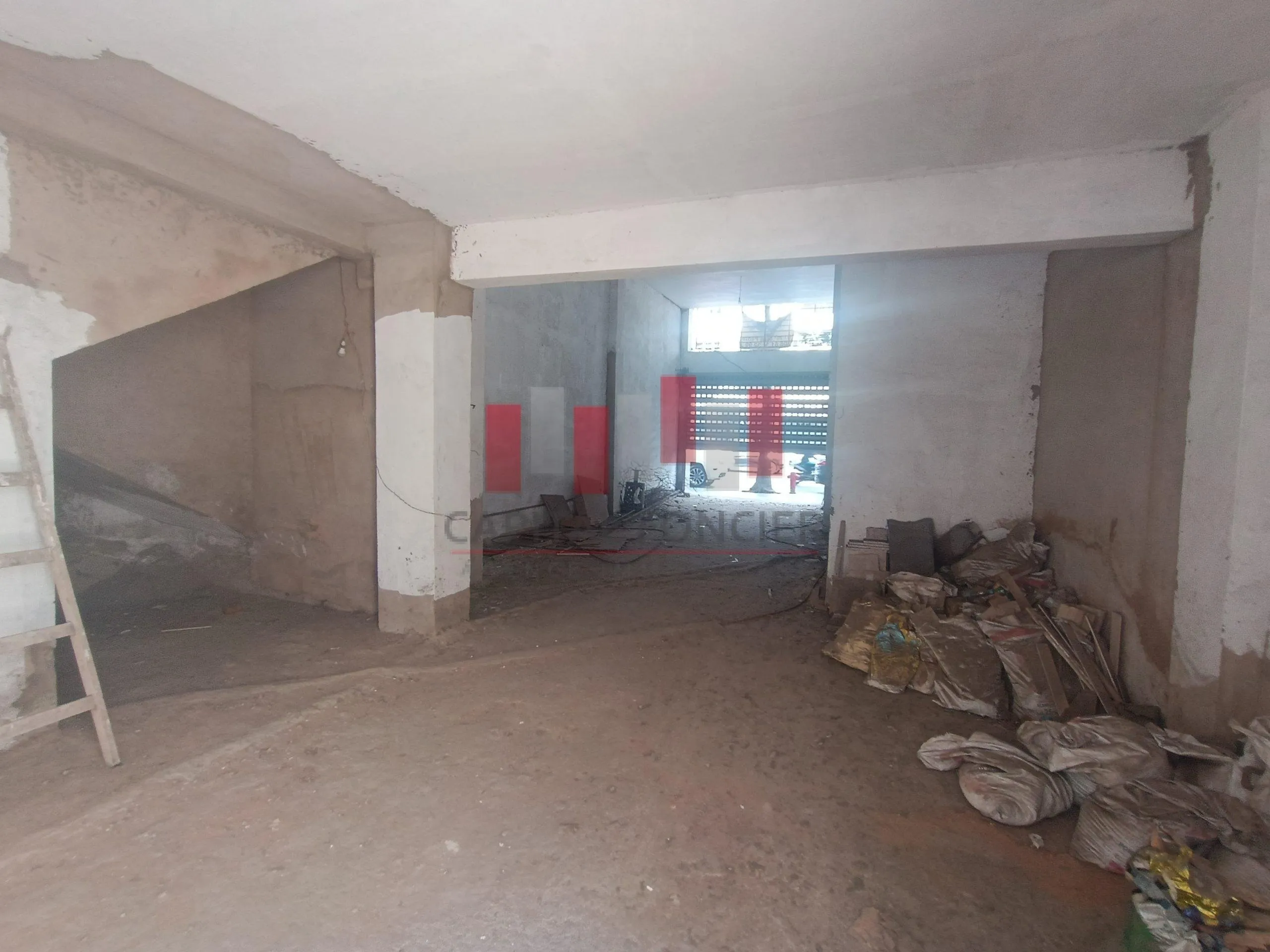 Local commercial de 207m2 à la location en plein Avenue Moussa Ibn Noussair Gauthier - الدار البيضاء