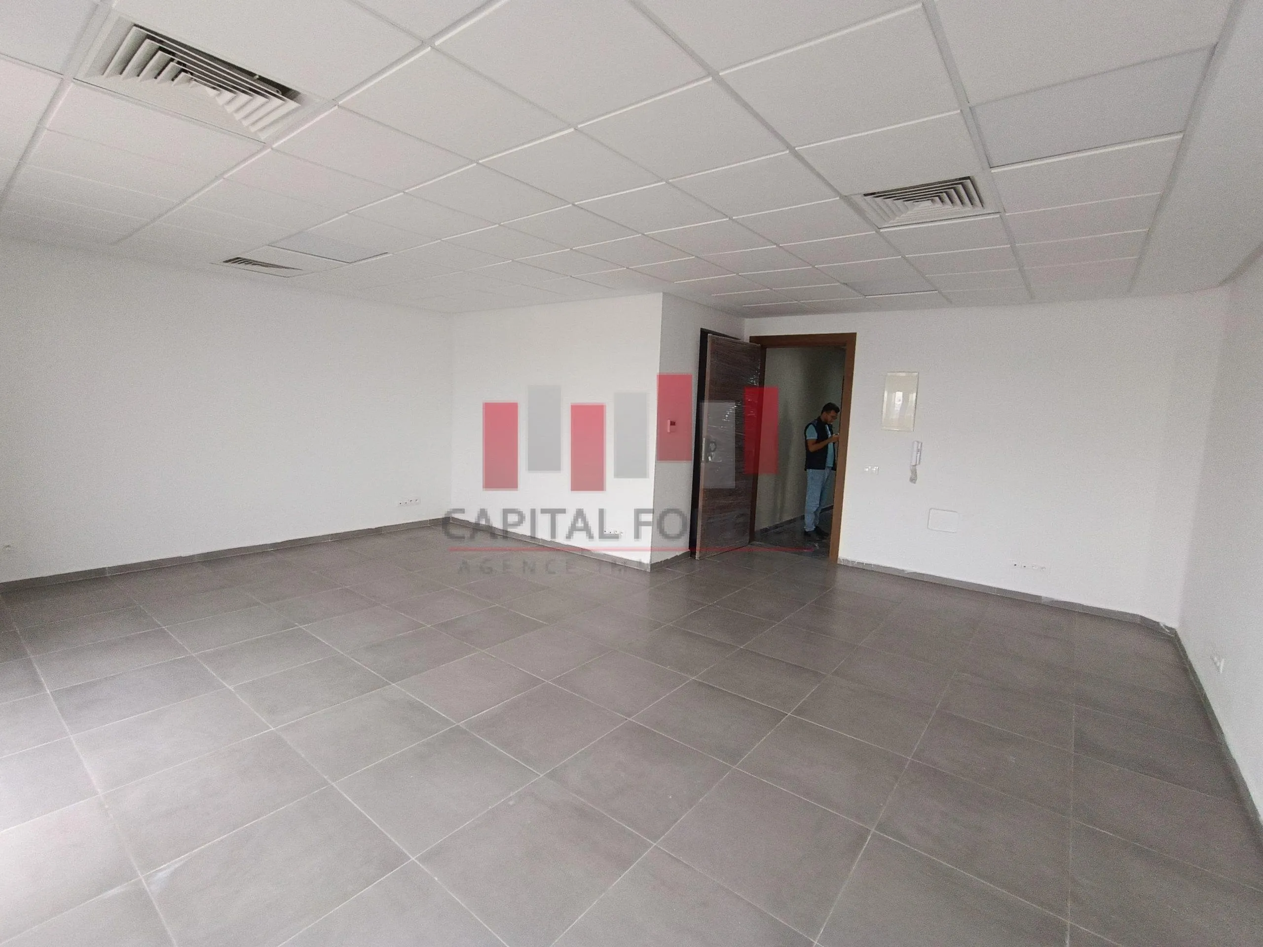 Plateau bureau neuf de 55m2 à la location Bd Mly Ismail - الدار البيضاء (2)