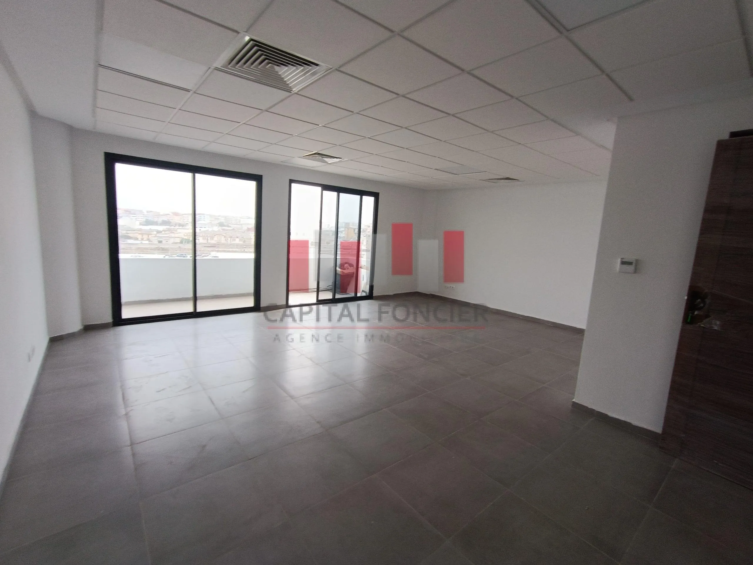 Plateau bureau neuf de 55m2 à la location Bd Mly Ismail - الدار البيضاء