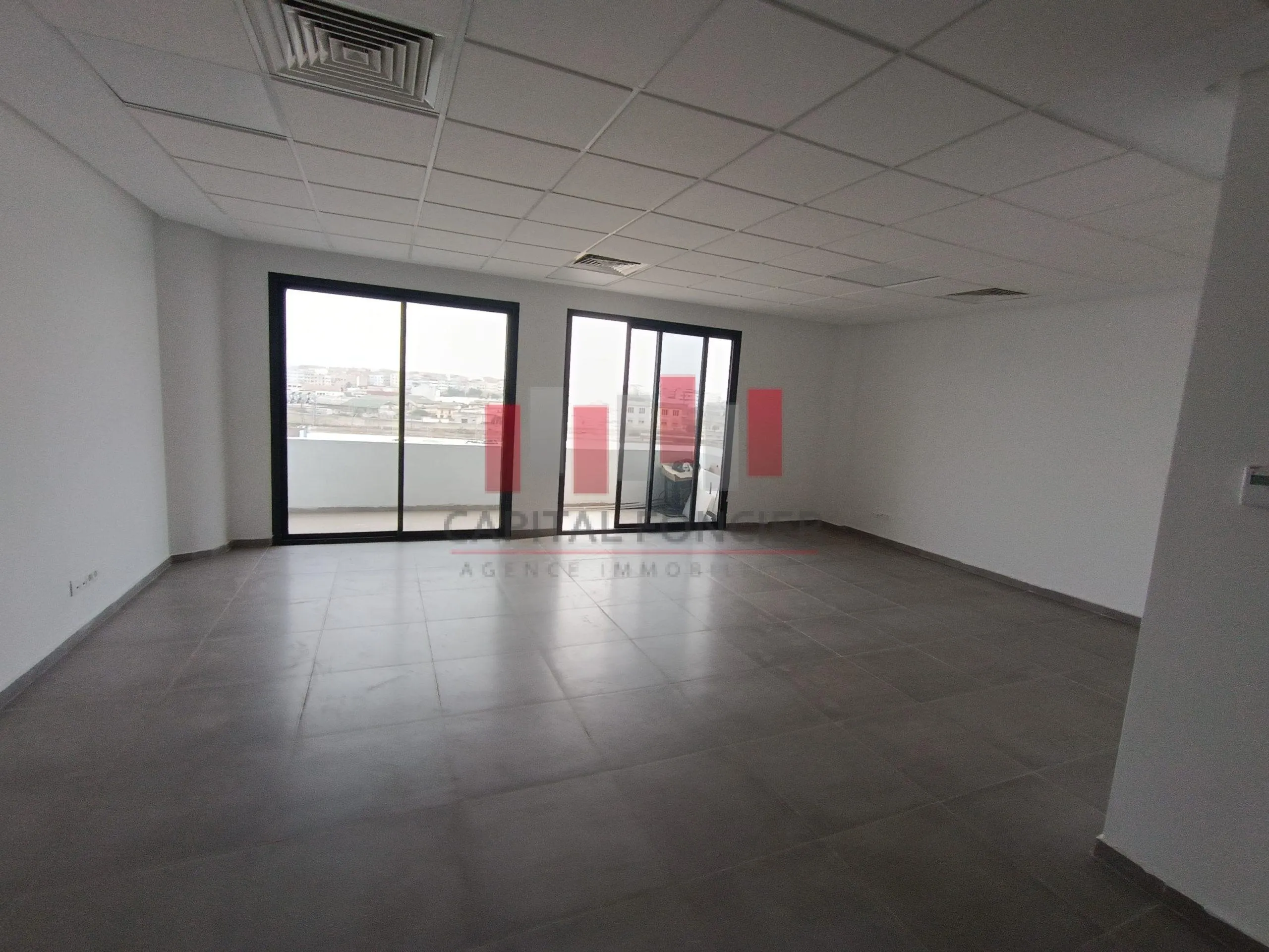 Plateau bureau neuf de 55m2 à la location Bd Mly Ismail - الدار البيضاء (4)