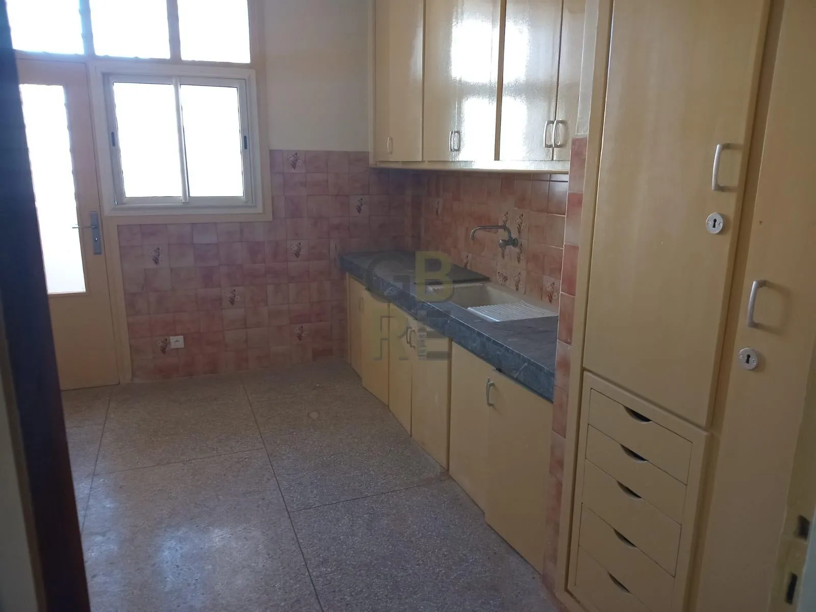 Un appartement à usage de bureau - الرباط