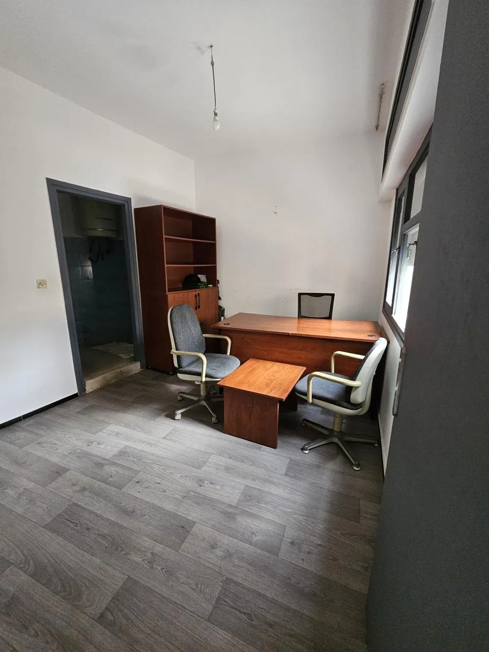 Bel Appartement à louer à usage bureau, très ensoleiller - الرباط