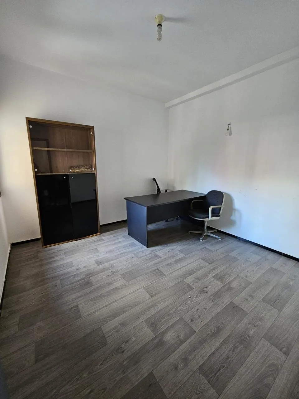 Bel Appartement à louer à usage bureau, très ensoleiller - الرباط (4)
