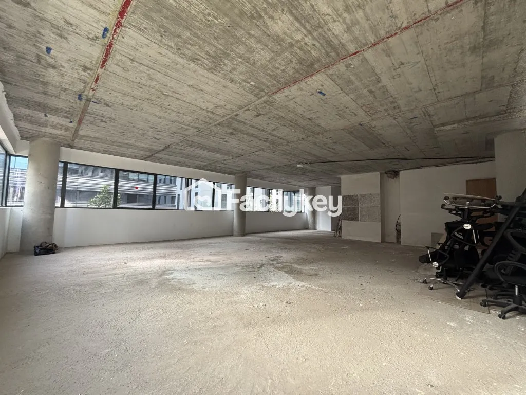 Bureau de 136 m² à Casablanca - الدار البيضاء