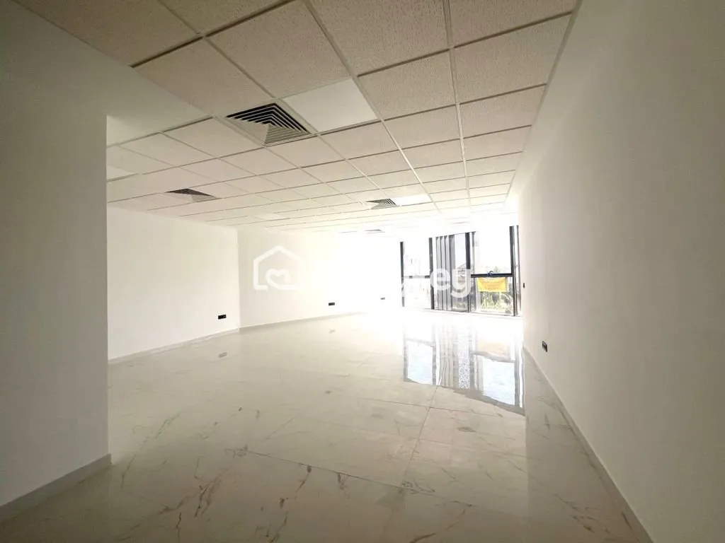 Bureau de 70 m² à Casablanca - الدار البيضاء (2)