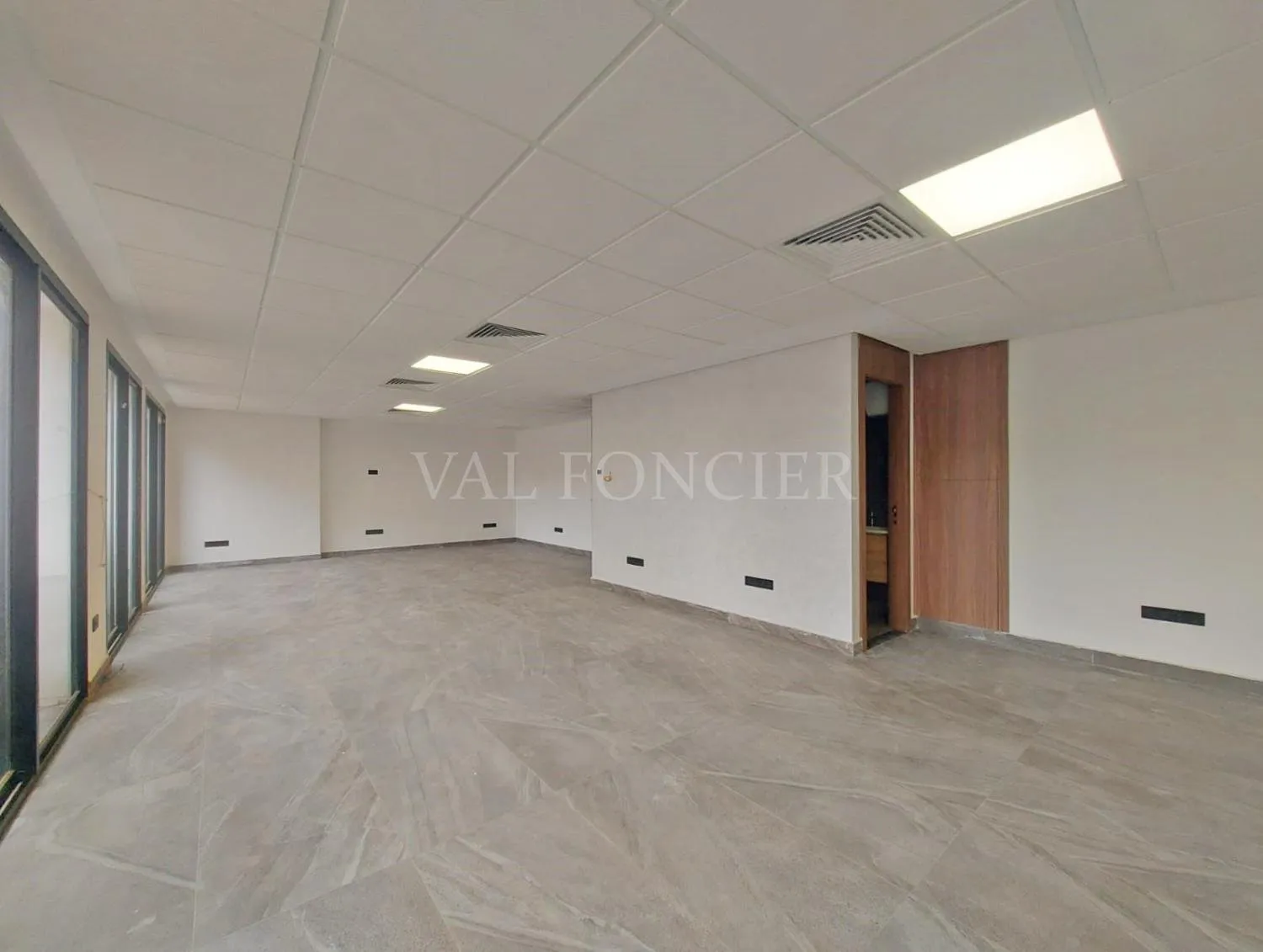 Location bureau pour médecin 64m2 Oulad Saleh, Bouskoura - الدار البيضاء