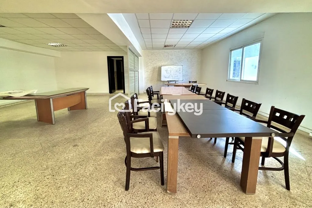 Bureau de 120 m² à Casablanca - الدار البيضاء (4)