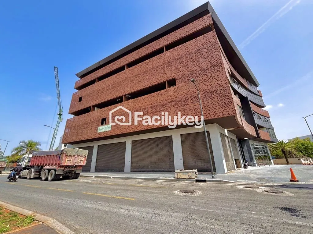 Bureau de 118 m² à Casablanca - الدار البيضاء (3)