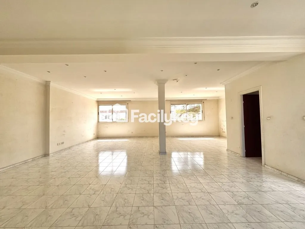 Bureau de 78 m² à Casablanca - الدار البيضاء (3)