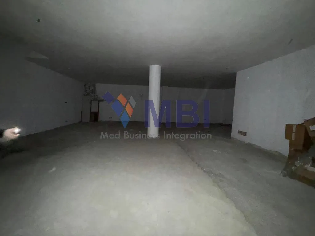 Local commercial à louer centre ville L.C.K.2155 - طنجة (4)